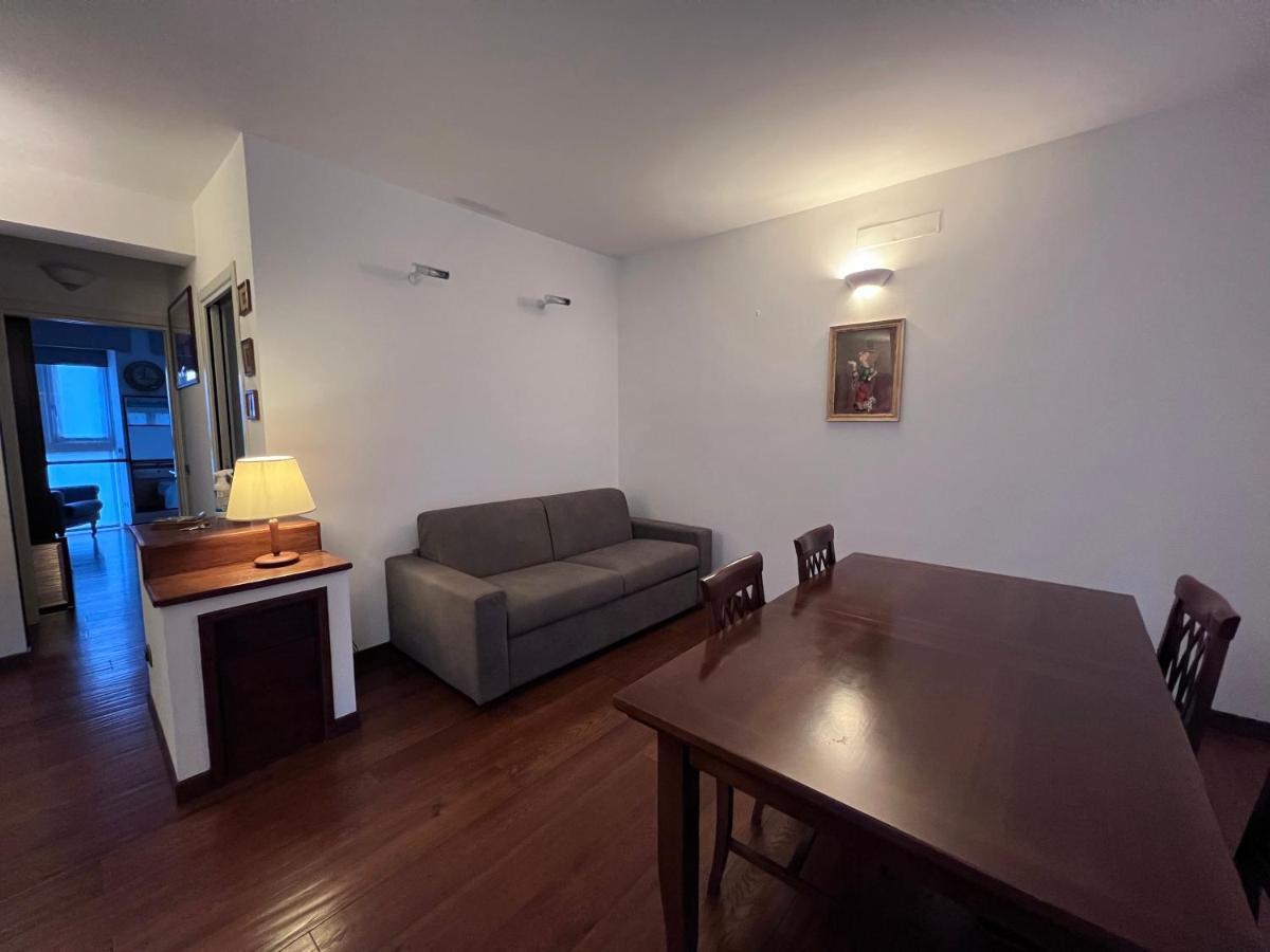 Casa Vacanze Attico Sul Lago Di Lecco, A Due Passi Dal Centro Con Posto Auto ภายนอก รูปภาพ