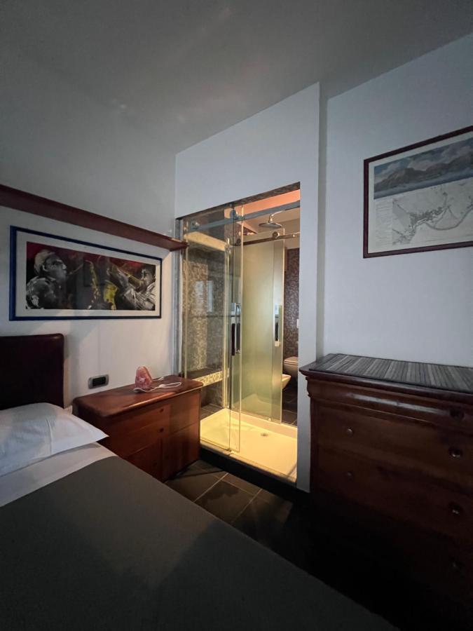 Casa Vacanze Attico Sul Lago Di Lecco, A Due Passi Dal Centro Con Posto Auto ภายนอก รูปภาพ