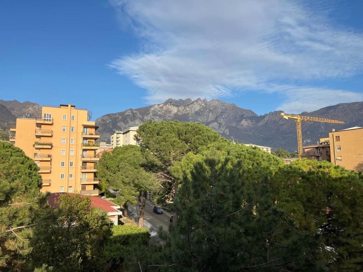 Casa Vacanze Attico Sul Lago Di Lecco, A Due Passi Dal Centro Con Posto Auto ภายนอก รูปภาพ